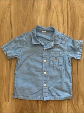 Gap Baby Blue Short Sleeve Button-Up Shirt with Chest Pocket Size 2 Years
